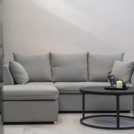 Samantha Villa, By Tk Premium