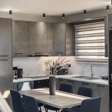 Samantha Villa, By Tk Premium Ambelókipoi