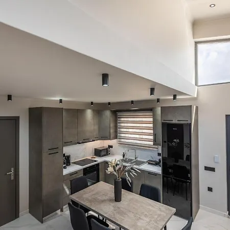 Samantha Villa, By Tk Premium * Ambelókipoi