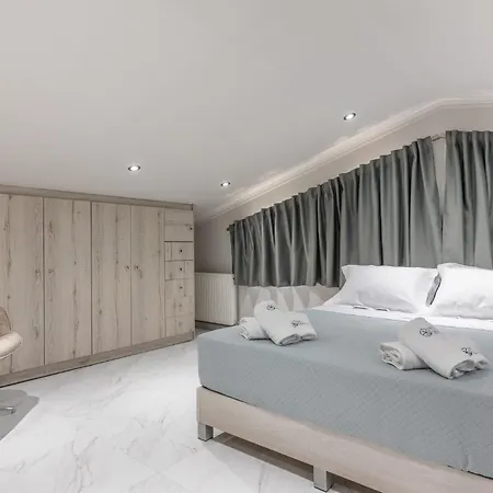 Villa Samantha - Private Pool, 3 Ensuite Bedrooms & Complete Privacy Near Laganas, By Tk Premium Ambelokipoi (Zakynthos)