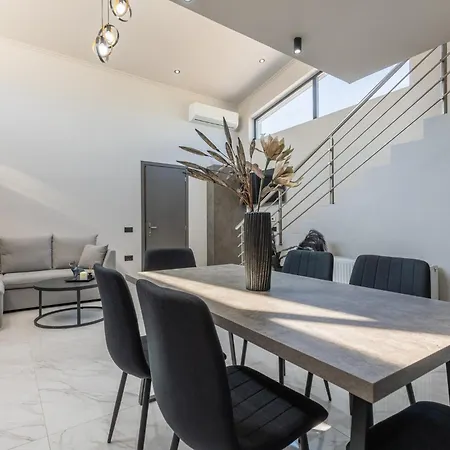 Samantha - Private Pool, 3 Ensuite Bedrooms & Complete Privacy Near Laganas, By Tk Premium *
