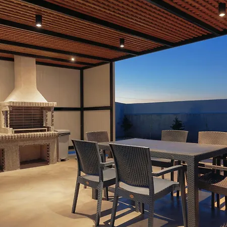 Villa Samantha - Private Pool, 3 Ensuite Bedrooms & Complete Privacy Near Laganas, By Tk Premium Ambelokipoi (Zakynthos)