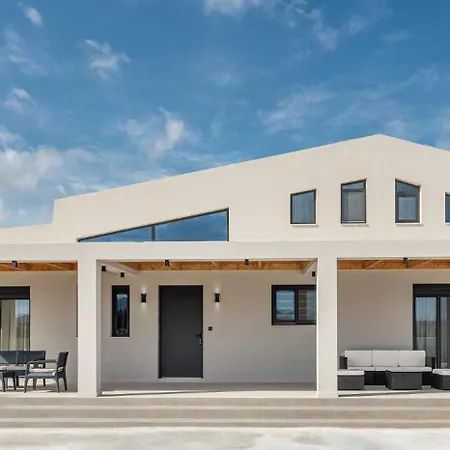 Samantha - Private Pool, 3 Ensuite Bedrooms & Complete Privacy Near Laganas, By Tk Premium *