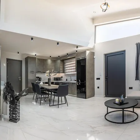 Samantha - Private Pool, 3 Ensuite Bedrooms & Complete Privacy Near Laganas, By Tk Premium Villa