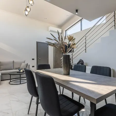 Samantha - Private Pool, 3 Ensuite Bedrooms & Complete Privacy Near Laganas, By Tk Premium