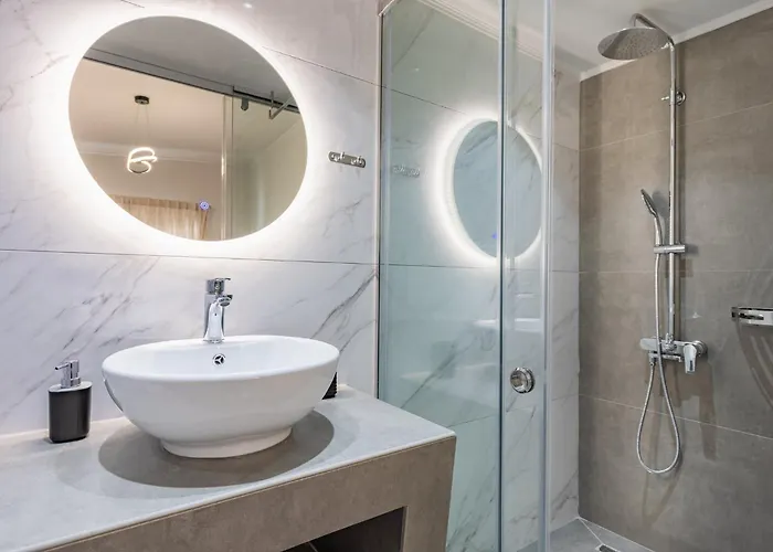 Samantha Villa, By Tk Premium