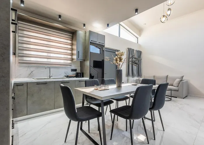 Samantha Villa, By Tk Premium Ambelokipoi (Zakynthos)