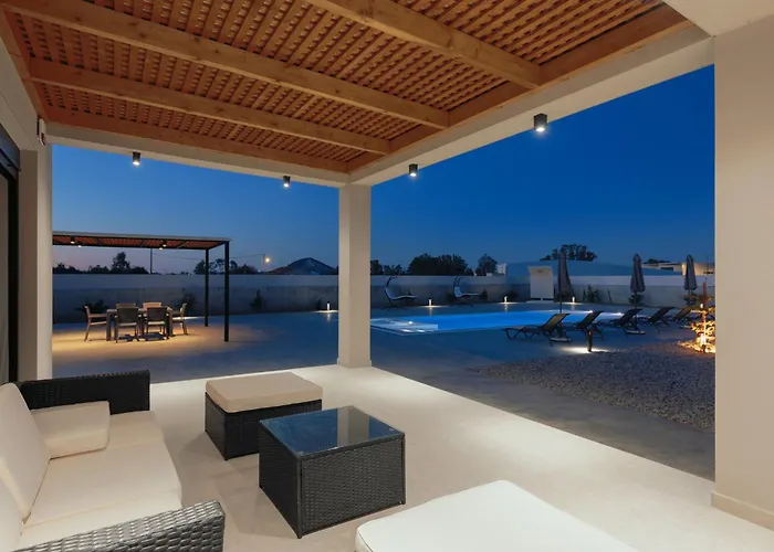 Samantha Villa, By Tk Premium *