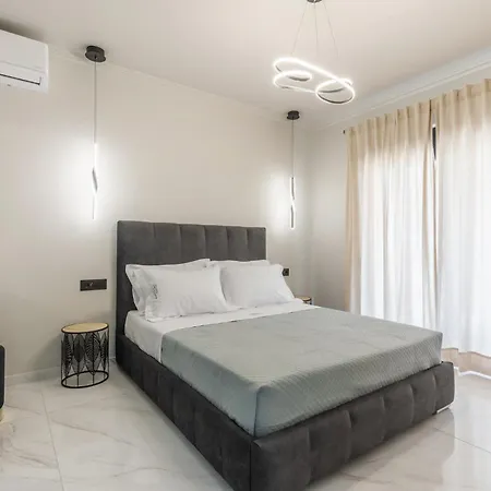 Samantha - Private Pool, 3 Ensuite Bedrooms & Complete Privacy Near Laganas, By Tk Premium *