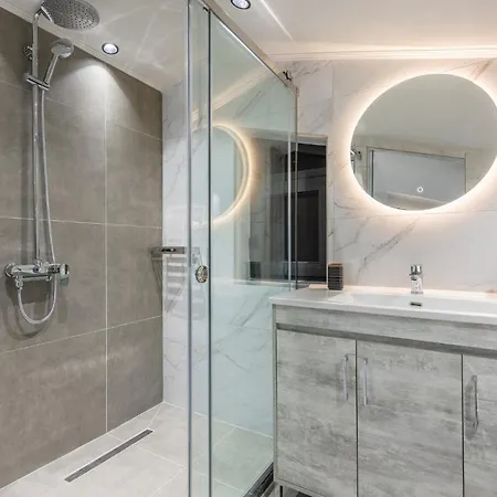 וילה Samantha Villa, By Tk Premium