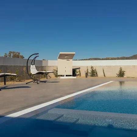 Samantha - Private Pool, 3 Ensuite Bedrooms & Complete Privacy Near Laganas, By Tk Premium Vila *